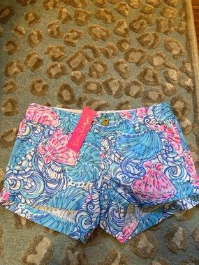 NWT- Lilly Pulitzer Raising Shell Print Shorts 💙🩷